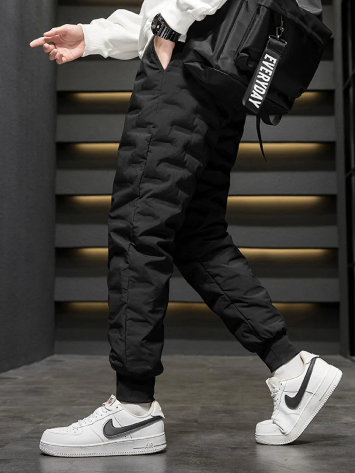 Thickened Lamb Velvet Men's Winter Outdoor Wear Windproof Coldproof Fleece Lined Trousers Large Size Warm Waterproof down Cot...