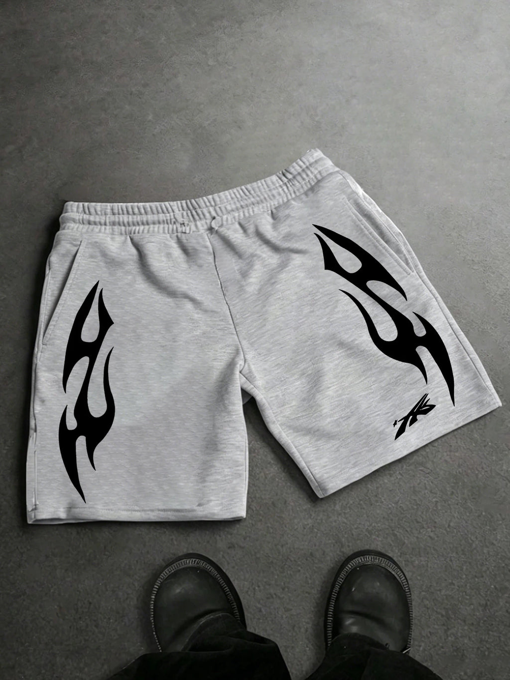 American-style high-street men's shorts with unique prints; loose-fitting, versatile summer casual and athletic shorts